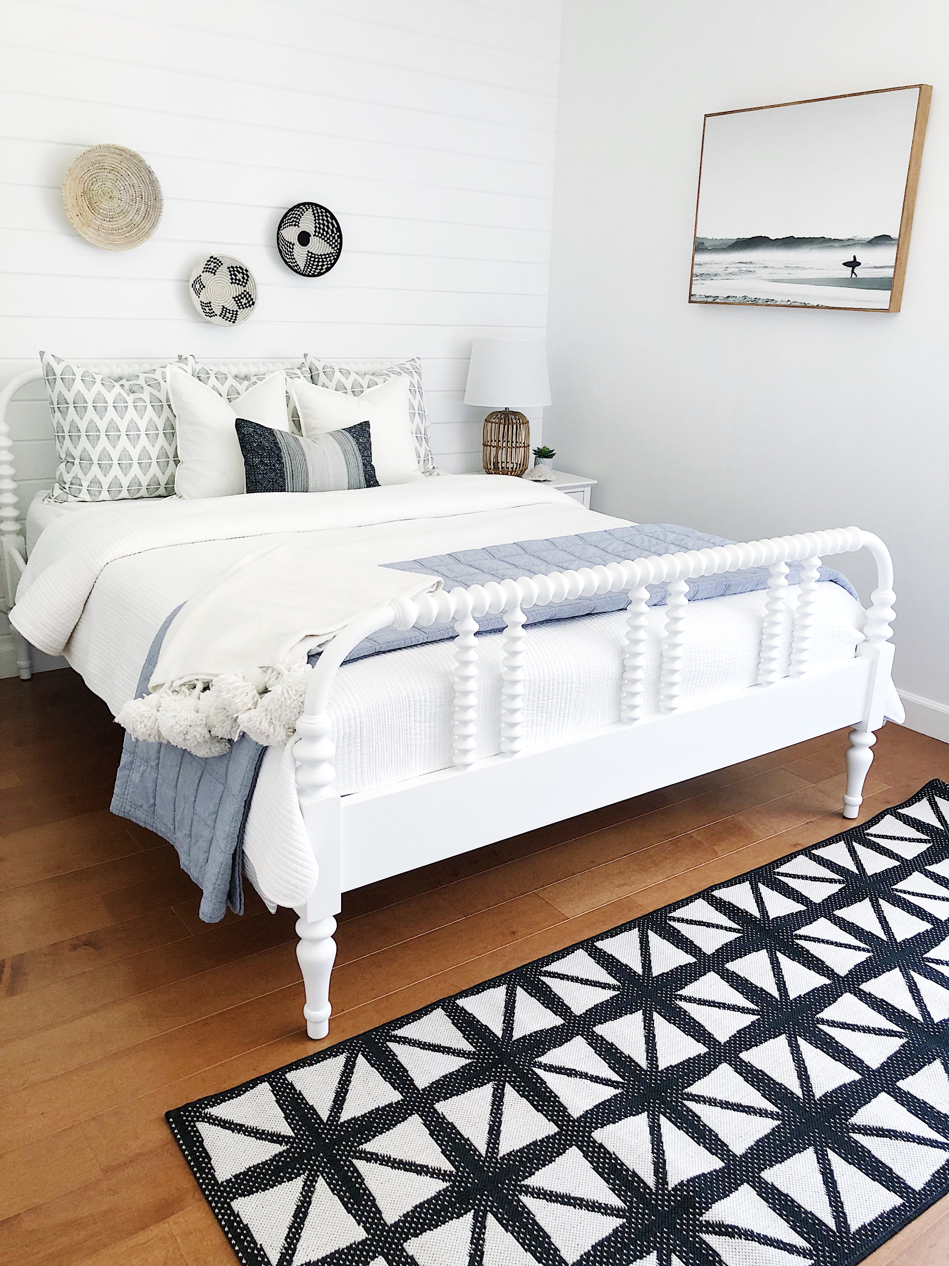 Achieving a Chic Coastal Bedroom
